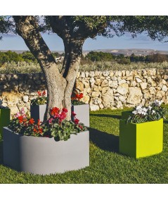Flowerpot angolare da esterno Monacis