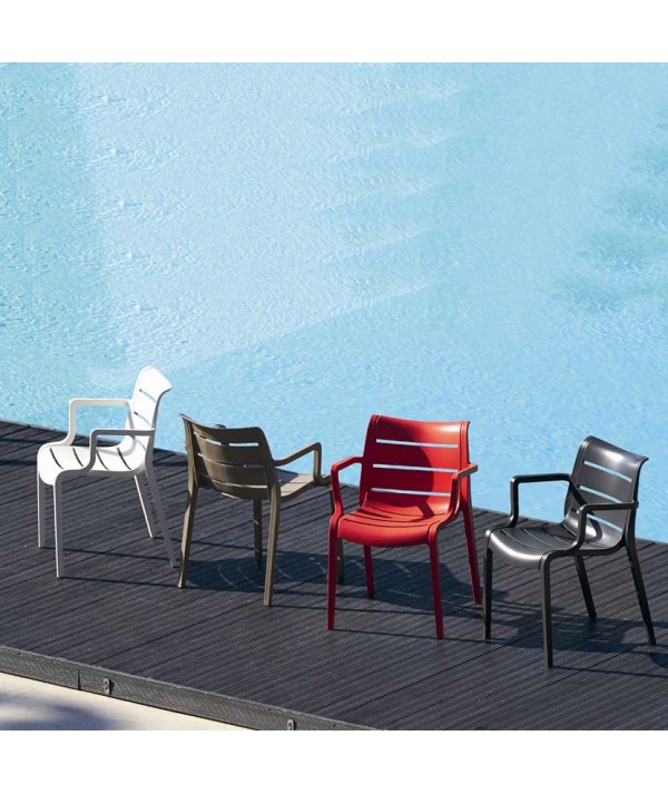 Sedie Sunset per esterno in tecnopolimero rosso antracite lino ambienetate