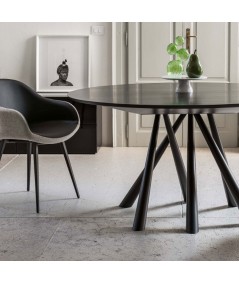 Tavolo Rotondo Forest di Midj particolare gambe in acciaio  nero
