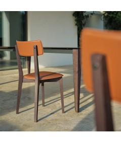 sedia ginger di friulsedie in legno e cuoio